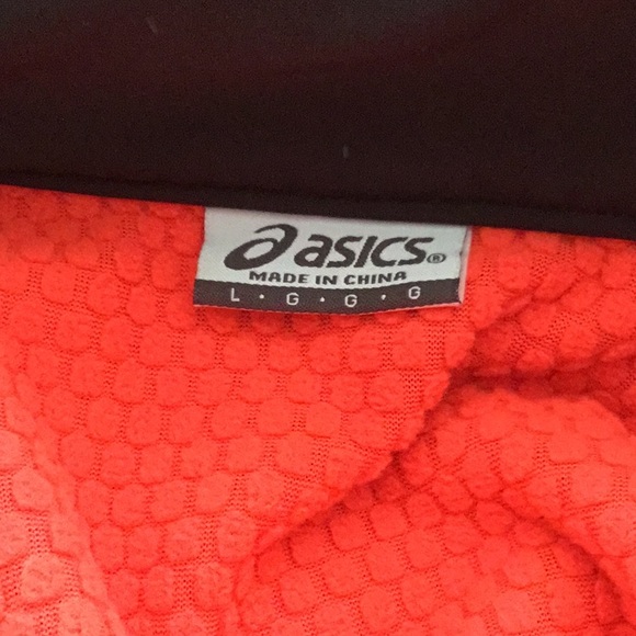 ASICS running jacket - Picture 3 of 6